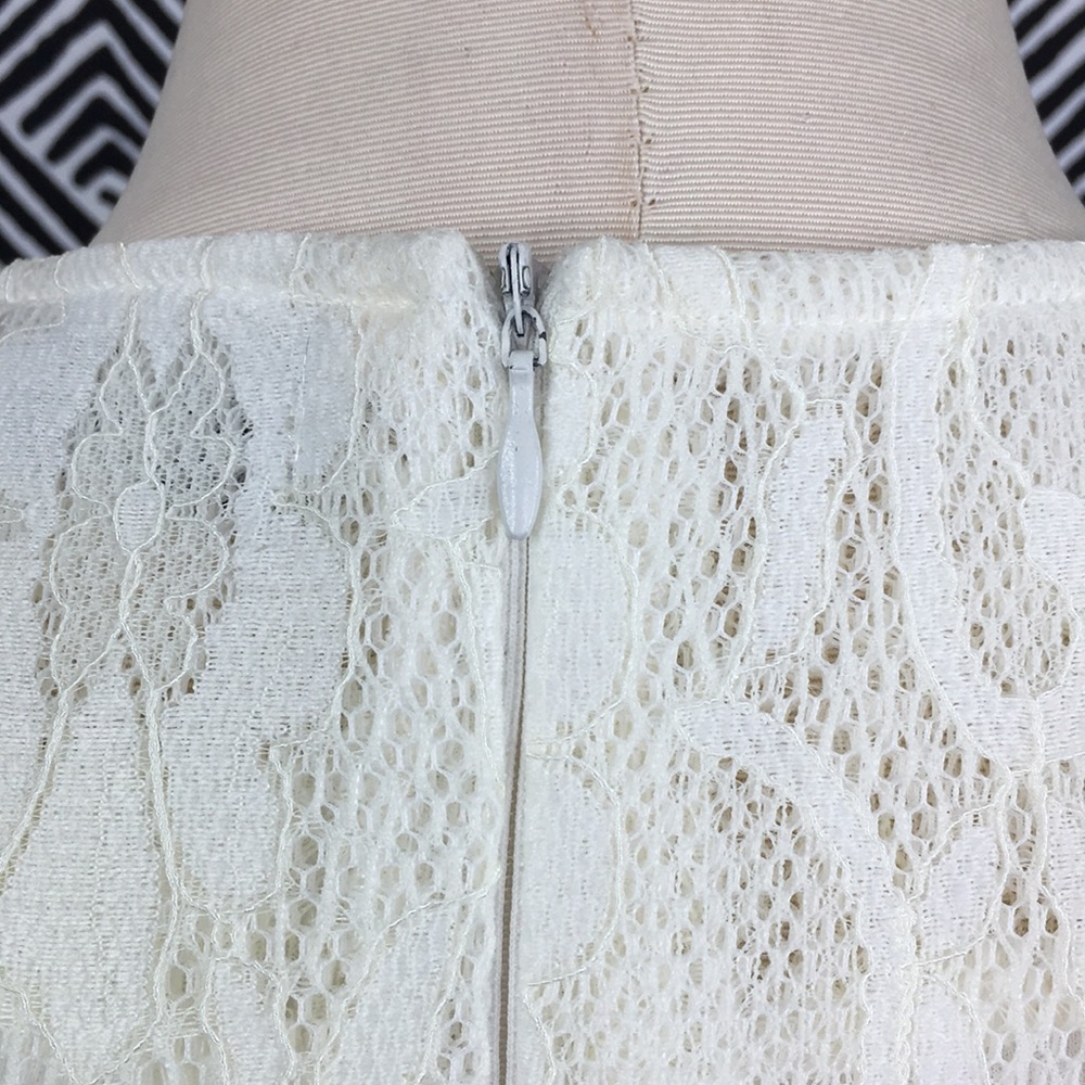 LEXI DREW: Lace Dress - Picture 7 of 8